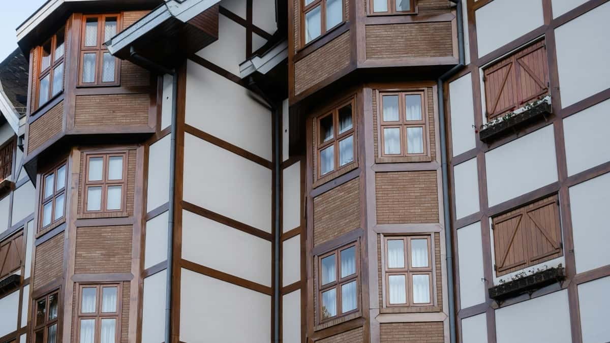 2025 Switzerland TikTok tarifar publicitate complet pentru Romania