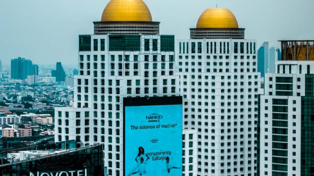 Ghid practic pentru creatori din Romania: cum sa contactezi branduri israeliene pe Spotify si sa negociezi colaborari muzicale care prind viral.
