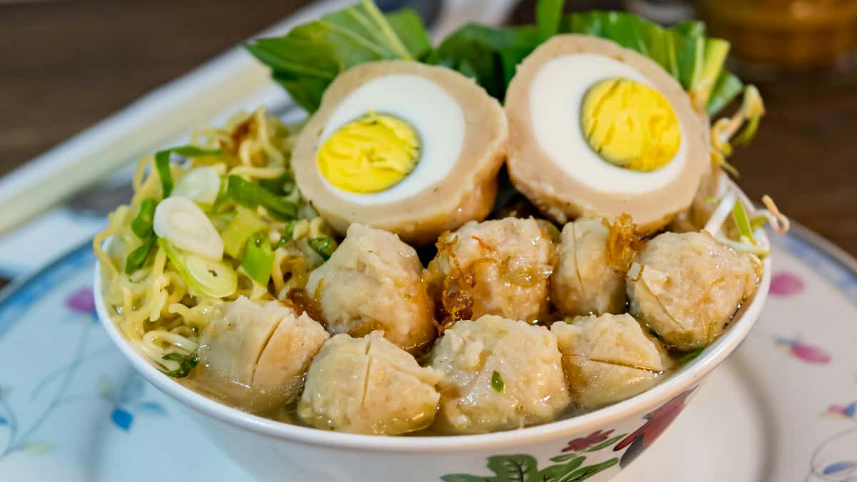 Romanian creators: Reach Puerto Rico brands on Chingari fast