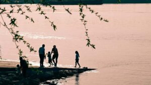 Ghid practic pentru advertiserii din Romania: cum identifici si recrutezi creatori din Turcia pe Xiaohongshu pentru campanii de wellness, plus strategii, riscuri si exemple relevante.