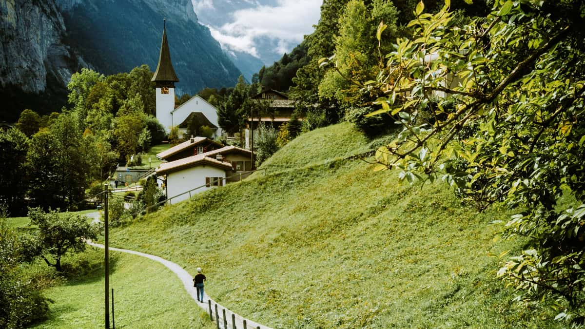 Creatori români care vor branduri SK pe Kuaishou — ghid rapid