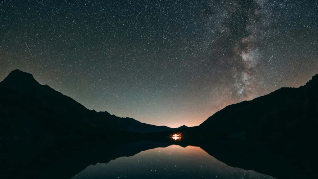 Ghid practic pentru creatori din Romania: pasi concreti, contacte, pitch-uri si strategii pentru a negocia oferte flat-fee cu branduri portugheze care colaboreaza cu Netflix.