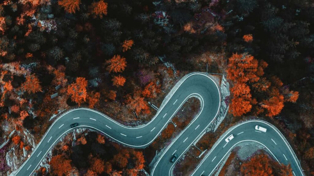 Ghid practic pentru creatori romani: cum gasesti, abordezi si propui tutoriale brandurilor din UAE pe eBay tactici locale, tooluri AI si exemple concrete.