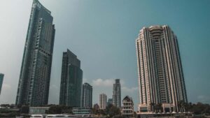 Ghid practic pentru advertiserii din Romania: cum identifici, contactezi si scalezi campanii cu creatori LinkedIn din Danemarca pentru a creste instalarile unei aplicatii mobile.