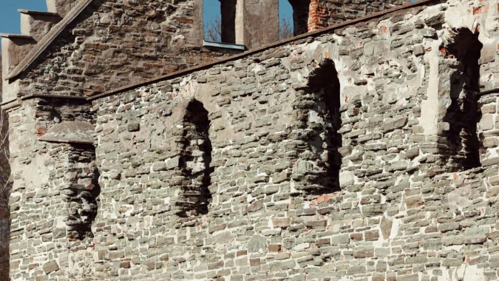 Ghid practic pentru agenti si branduri din Romania: cum gasesti creatori Apple Music din Norvegia si construiesti parteneriate pe termen lung cu midtier creators.