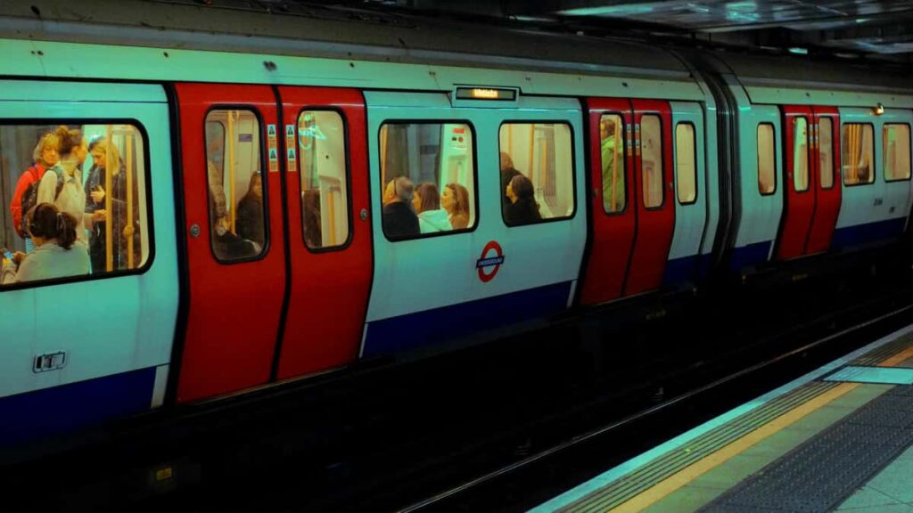 Ghid practic pentru advertiserii din Romania: cum sa identifici, selectezi si trimiti PR packages catre creatori din Africa de Sud care vand pe Shopee, cu tactici locale si exemple de performanta.