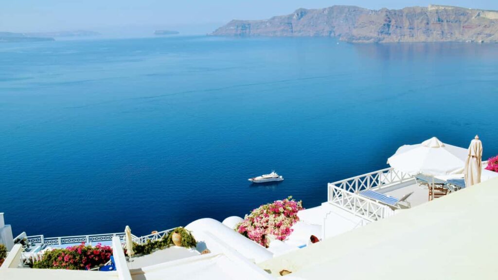 Ghid practic pentru advertiserii din Romania: cum identifici creatori din Vietnam pe Threads si construiesti oferte fixe, cu tactici, riscuri si pasi operationali.